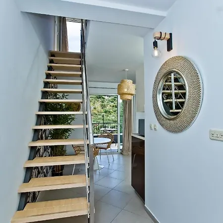 Luxurious Apartments Maslina With Beach Milna  Exterior photo