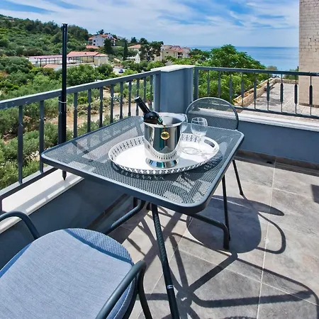 Luxurious Apartments Maslina With Beach Milna  Exterior photo