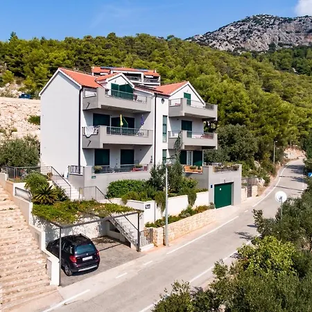 Luxurious Apartments Maslina With Beach Milna  Exterior photo