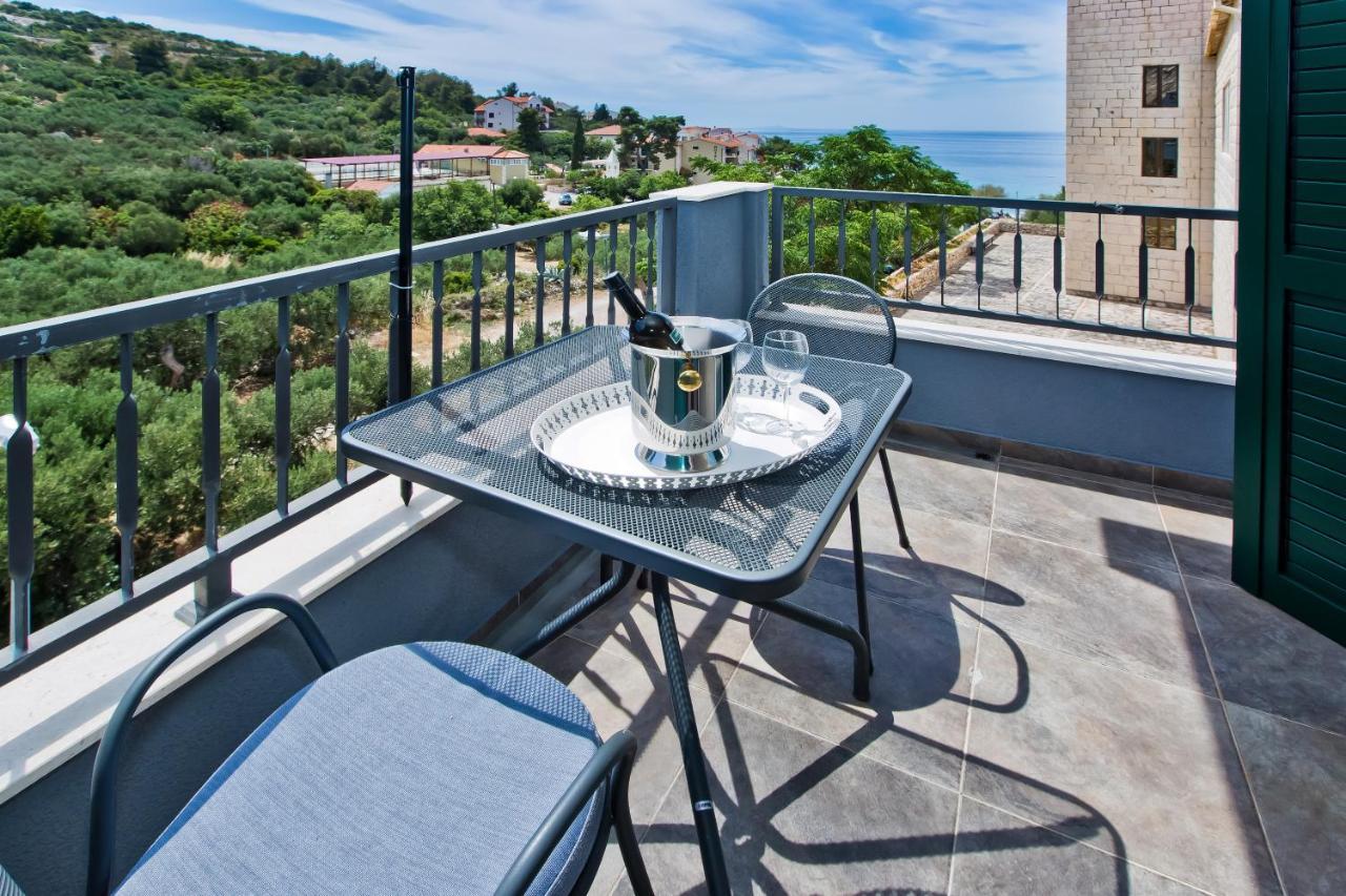 Apartment Maslina *