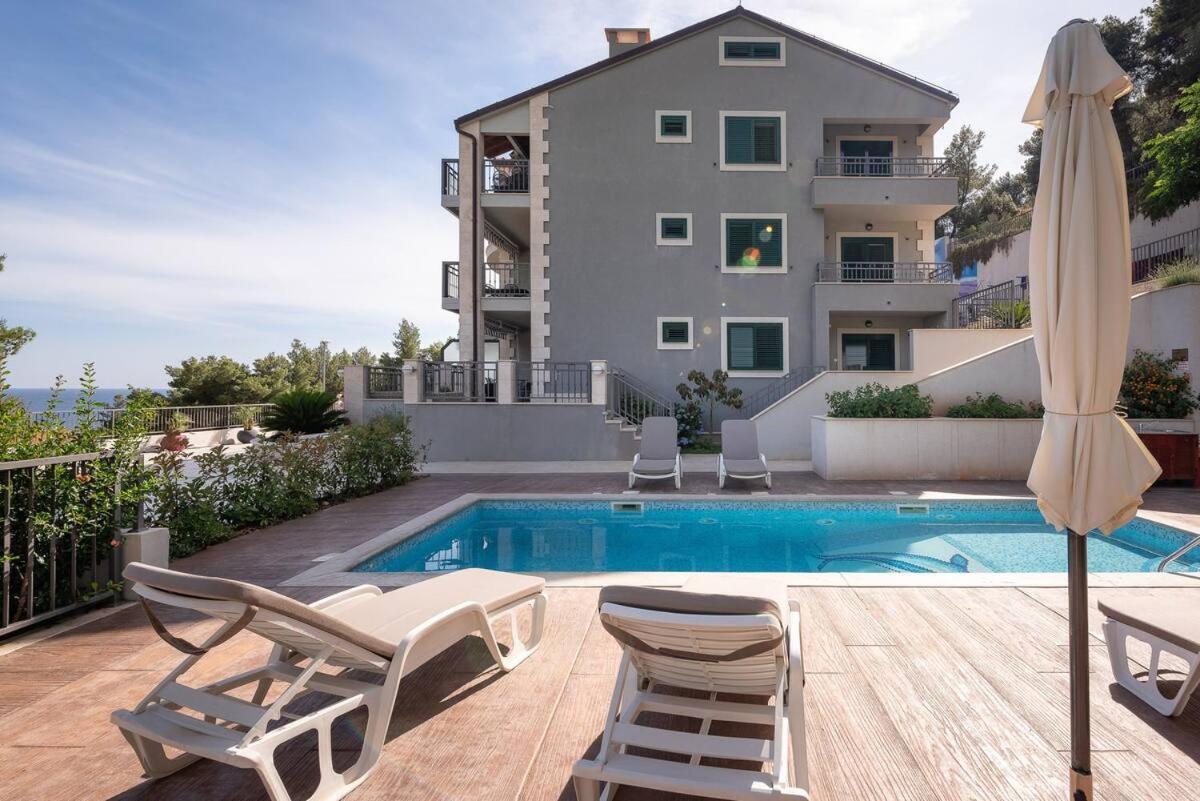 Apartment Maslina *